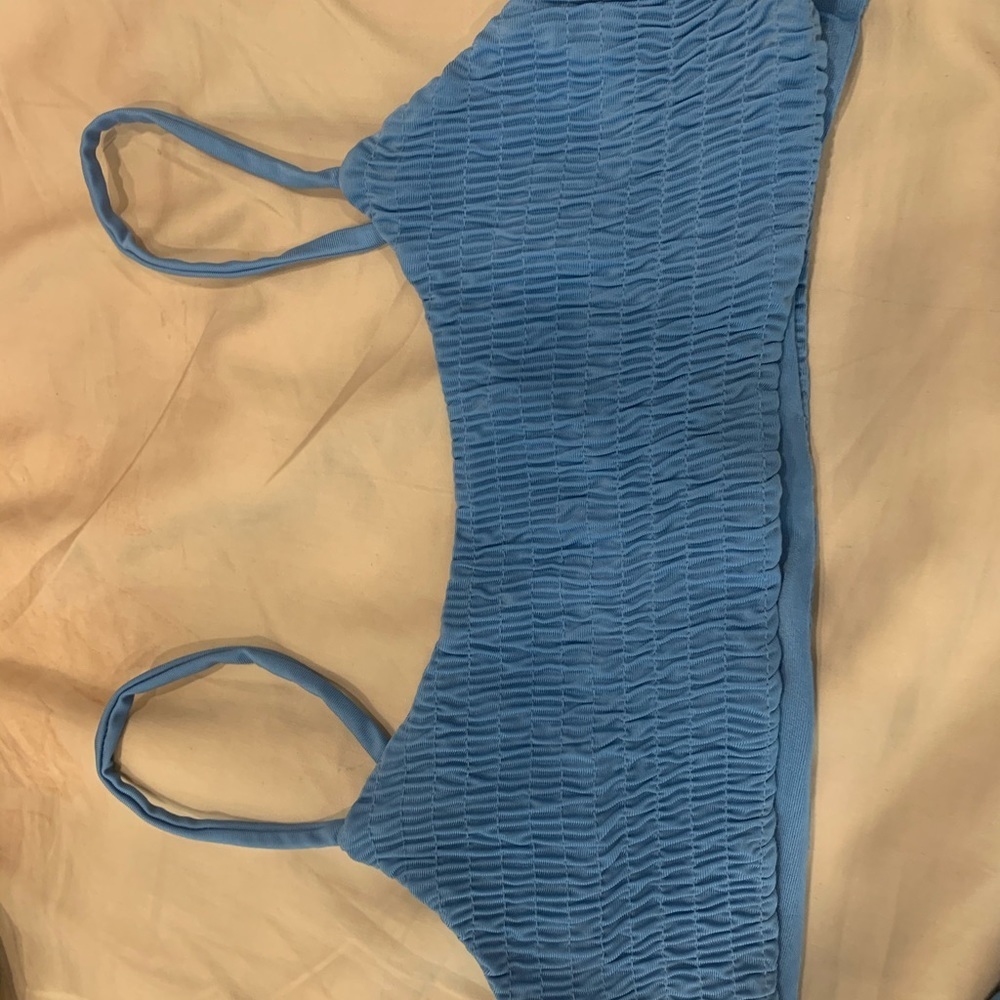 Blue smocked bikini set - Picture 3 of 5